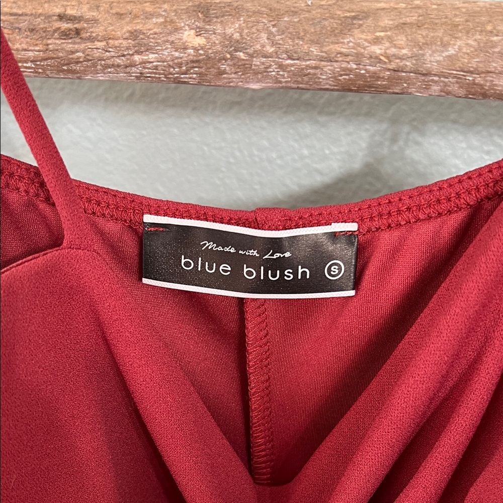Elegant Short Red Ruffle Dress - Picture 5 of 5